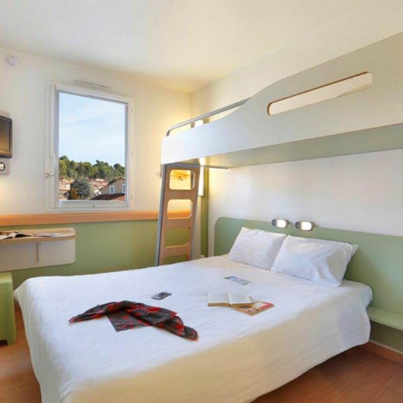 Hôtel First Inn Apt - chambre