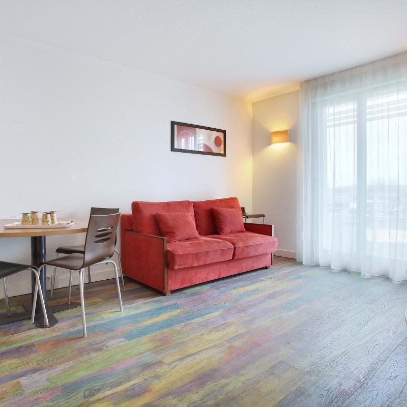 Suite-Home Saran - chambre